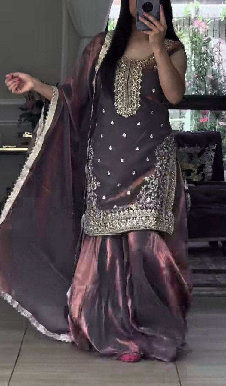 Midnight Mauve Iridescent Zari Couture